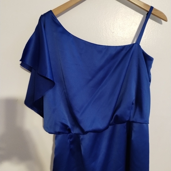 Nwot Jessica Simpson Royal blue  off shoulder dress - Picture 2 of 7